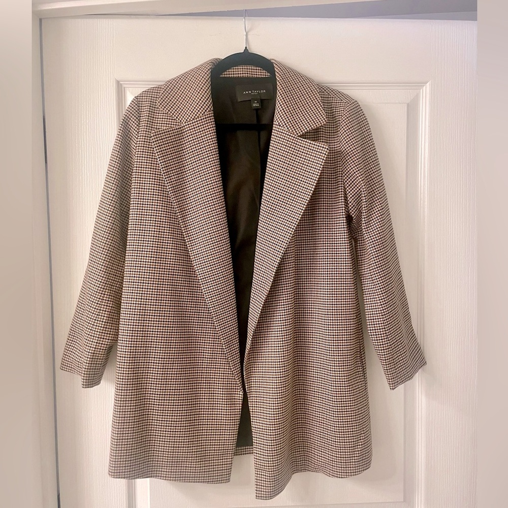Ann Taylor Factory Houndstooth Blazer 🤎